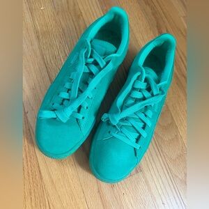 Men’s Green Suede Puma Sneakers